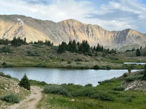 Summit County hikes loveland pass lake